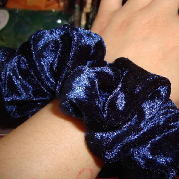 perfect blue scrunchie