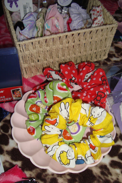 fruity mochi scrunchie