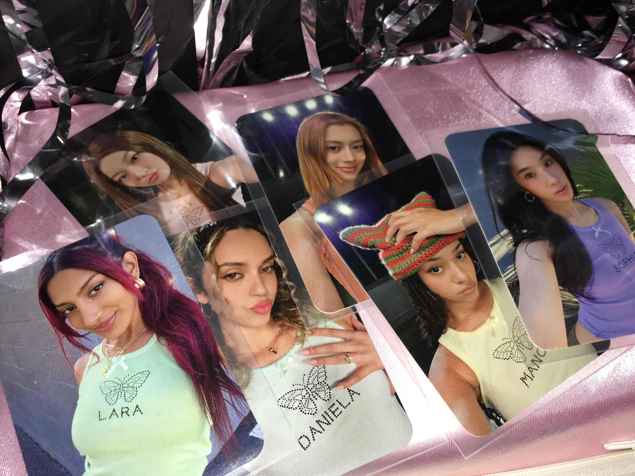 KR weverse LARA KATSEYE ララ トレカ photocard PRE-ORDER] katseye lara touch - weverse – kimcrtv