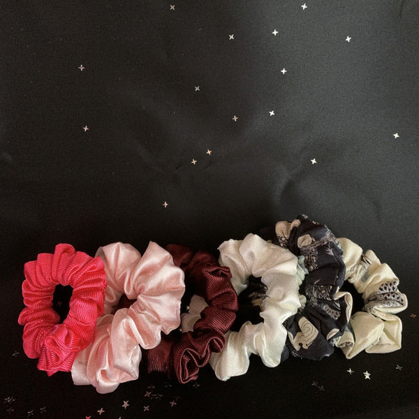 mini jasmine scrunchie