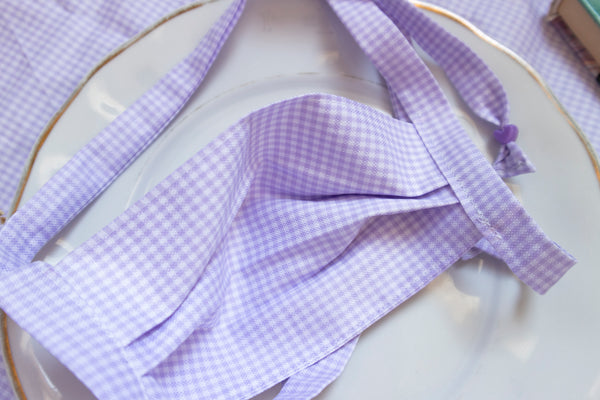 lilac picnic mask | pleated