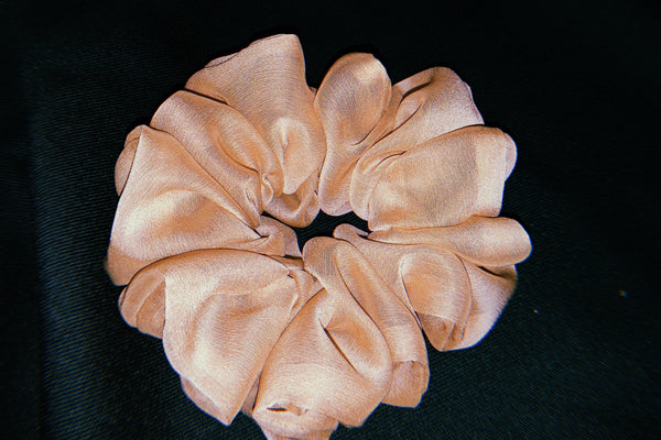 chai scrunchie